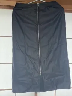 合成皮革 ブラック ロングスカート