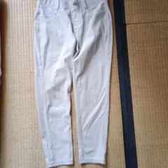 婦人物パンツ〔　ジーパン　〕のサムネイル