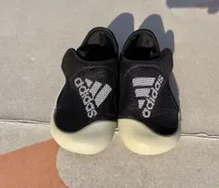 adidas ブラック メッシュサンダル