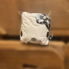 サンリオキャラクターズ　ブラックモードなヘアバンド　ハローキティ