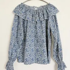 フリル　リバティ　花柄シャツのサムネイル