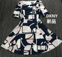 新品DKNYダナキャランニューヨークストレッチ フレアーワンピース 総柄のサムネイル
