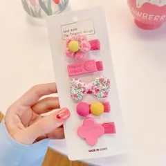 カラフルな花柄ヘアピンセット 5個