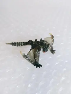 ティガレックス亜種　フィギュア　モンスターハンター
