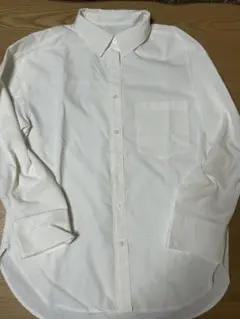 美品！ホワイト長袖シャツ