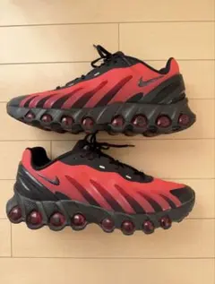Nike Air Max Dn8 レッド/ブラック スニーカー
