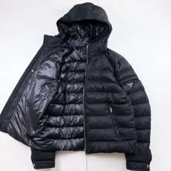 未使用タグ付 PRADA プラダ Re-Nylon ダウンコート 三角ロゴ 44 - メルカリ