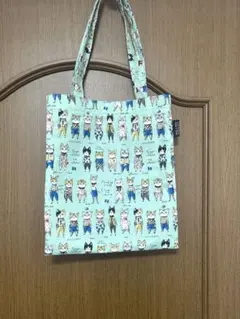 ねこ柄♪A4サイズ対応 まちなしトートバッグ　　ミント