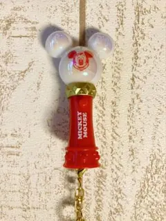 ディズニーストア　ペンライトキーチェーン ミッキー　赤