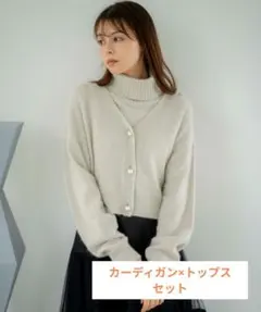 LILI様専用★Noela★アンゴラ×FOX混ラメショートカーデ★オフホワイト