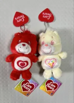ケアベア　ハートチャーム付きマスコット　赤&白