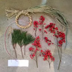 10.しめ縄　お正月輪飾り　花材キット　松・南天・稲穂　紅白水引　材料のみ