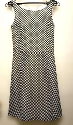 NATURAL BEAUTY BASIC ワンピース　Mサイズ