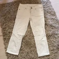 スキニーパンツ ホワイトデニム　ユニクロ