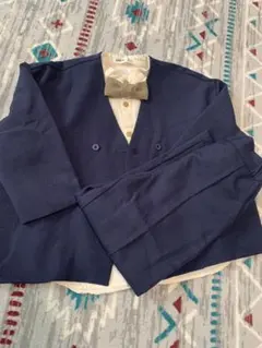 riziere ノーカラーセットアップ　110cm 4点セット 蝶ネクタイ付き