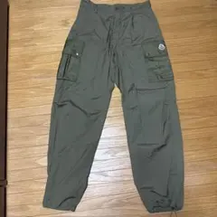 Moncler カーゴパンツ カーキのサムネイル