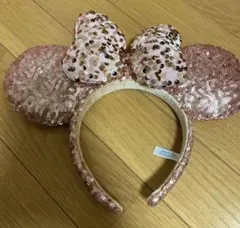ミニー耳型スパンコールカチューシャ　ディズニー ミニーのスパンコールカチューシャ