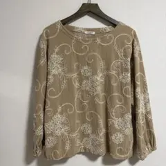 再値下げ HEART MARKET 花柄刺繍 長袖トップス ベージュ