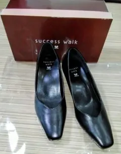《最終値下げ》success walk 黒 23.5 EE; 5cm
