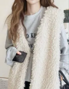 クラシカルエルフ　CLASSICAL ELF ファーベスト　アイボリー　Mサイズ