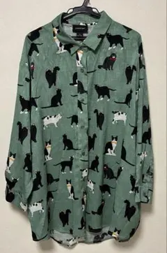 melange メラーンジュ 猫柄　　ねこ　 長袖シャツ ブラウス