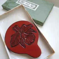 新品 鎌倉彫 ミニ手鏡 花柄のサムネイル