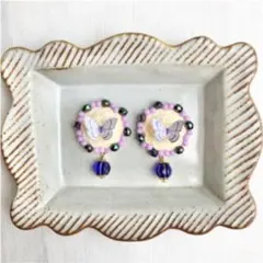 157   蝶々とチェコビーズのピアス　イヤリング