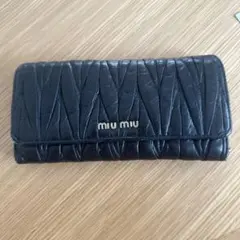 miu miu クロコ型押し 長財布 ブラック - メルカリ
