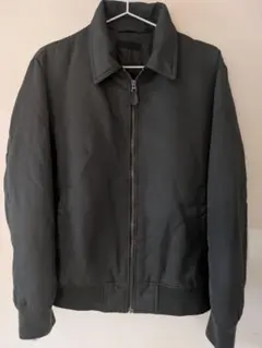 UNIQLO　メンズMサイズ　MA-1スタイル　カーキジャケット