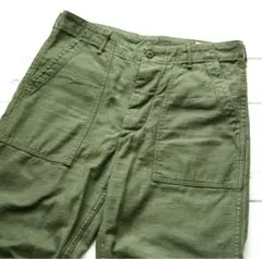 アーミーパンツ