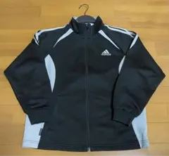 adidas トラックジャケット 140