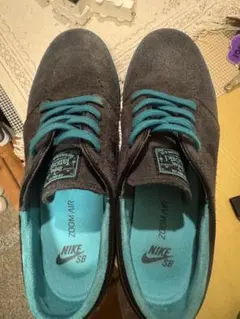 NIKE SB Stefan Janoski スニーカー