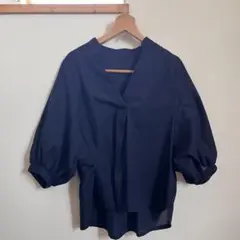 ネイビーVネック バルーンスリーブ シャツ Lサイズ