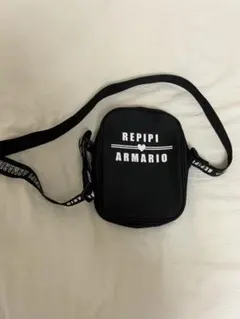REPIPI ARMARIO ロゴ ショルダーバッグ ブラックのサムネイル