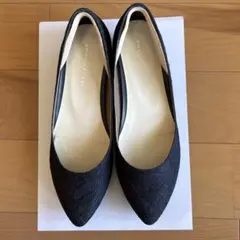 JELLY BEANS 紺色　レース ３センチヒールパンプス ２４.５cm