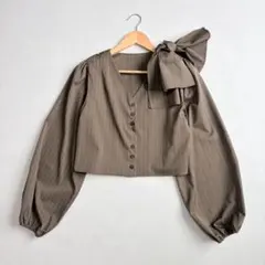美品 ウィルフリー ribbon shoulder stripe shortBLのサムネイル