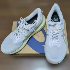 大きいサイズ　スニーカー　ASICS GT-1000　28.5cm　幅2E
