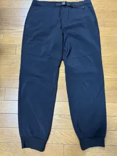 ブラック ジョガーパンツ