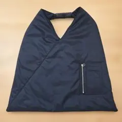 A+ TOKYO　パデッドトライアングルトートバッグ