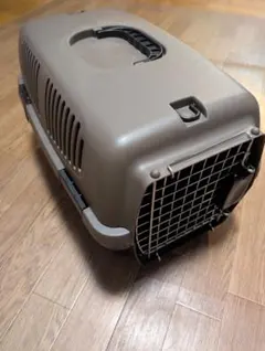 犬（超小型犬、小型犬）、猫　キャリーケース　ハードケース　トラベルケースのサムネイル