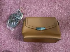 ブラウンレザーショルダーバッグ