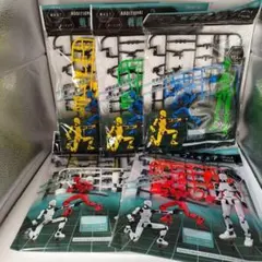 セリア 戦闘フィギュア バトルフィギュア 青、黄、緑 3色セット - メルカリ