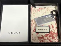 希少✨GUCCI × LIBERTY コラボ ネックボウスカーフ 美品 オレンジ GUCCI × LIBERTY コラボ ネックボウスカーフ オレンジ - メルカリ