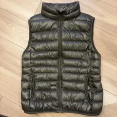UNIQLO ユニクロ ダウンベスト Mサイズ カーキ