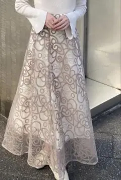 新品未使用GRL グレイル 花柄刺繍レースフレアスカートtu470