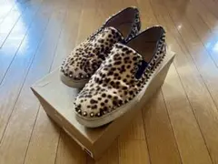 Christian Louboutin エトワール スリッポン ヒョウ柄