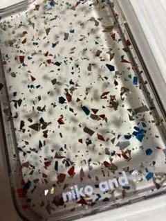 niko and カラフルフレーク iPhone14ケース