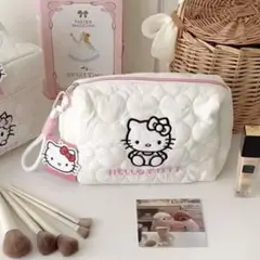 【難あり】処分SALE！！新品 キティ キルティングコスメポーチ