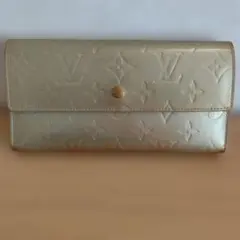 Louis Vuitton モノグラム ヴェルニ 長財布