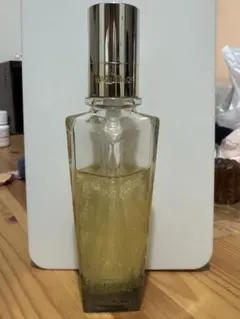 マキアージュ　オードパルファム（ラメ）